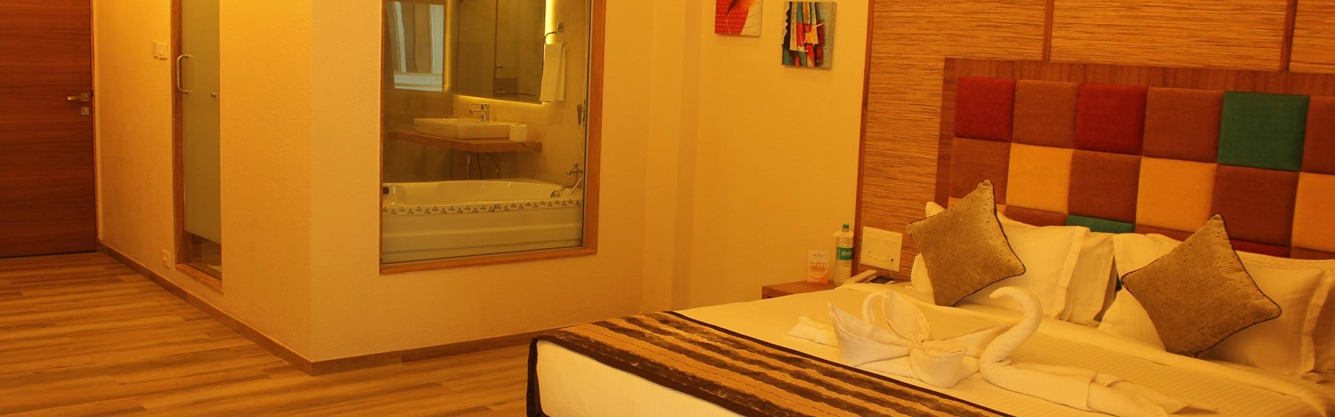 the-ocean-park-room-interior